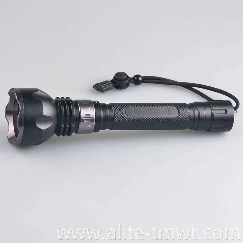 Diving Flashlight XML T6 LED Powerful Deep Sea Diving Flash Light